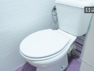 Enorme habitación con escritorio en el departamento compartido, Ciutat Vella