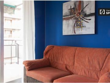 Enorme habitación con llave independiente en piso compartido, Alcalá de Henares