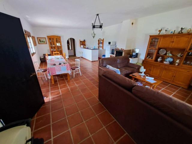 ENORME TERRENO CON CASA RÚSTICA EN MIJAS ✨