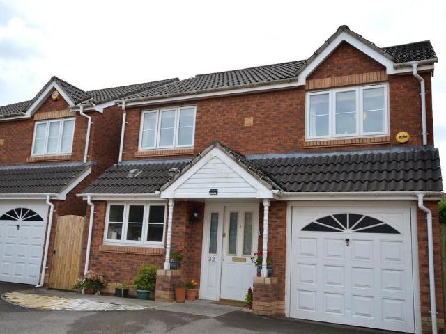Enbourne Drive, Pontprennau, Cardiff. 4 bed house to rent £1,650 pcm £381 pw