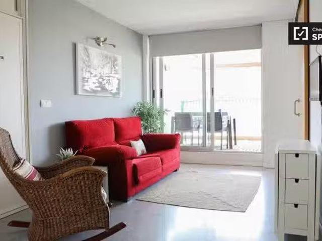 Bonito Moderno estudio en alquiler en La Olivereta, Valencia