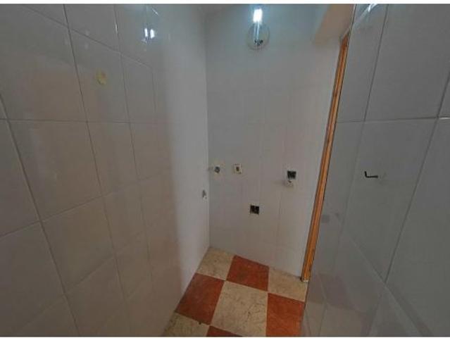 Encantador Adosado en la Pescadería de Almería por solo €78,000