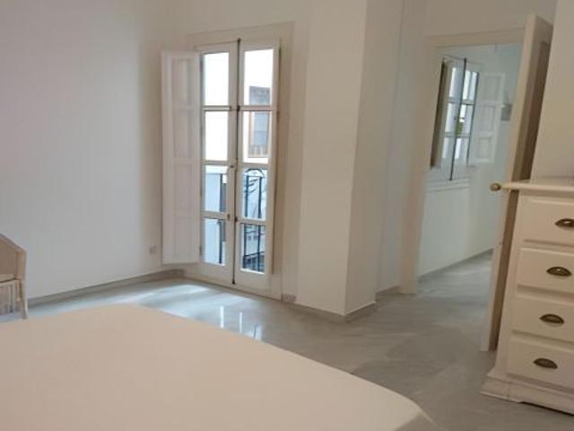 ? Encantador apartamento con TERRAZA en el Albaicín | Junto a Calle de las Teterías | Ref. DLR 376