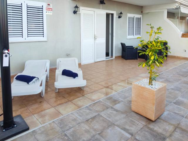 Encantador apartamento con gran terraza en Las Chafiras