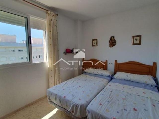 Encantador apartamento, ubicado en la tercera línea de la playa Daimús y a solo 150 metros del mar