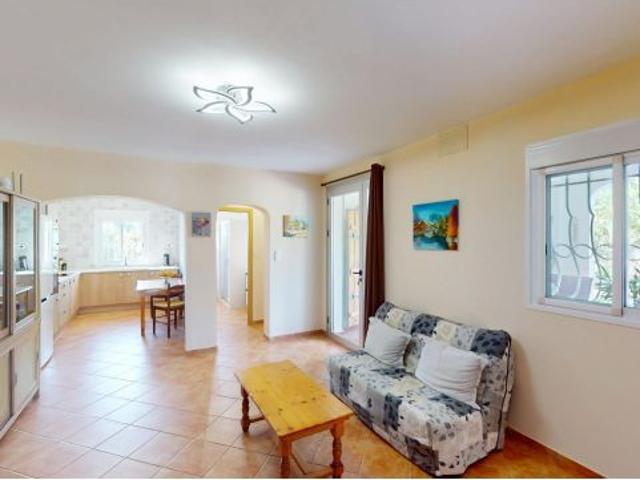 Encantador chalet con gran parcela en Oliva Playa, zona Gorgs– Vida, naturaleza y tranquilidad