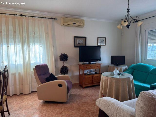 Encantador Chalet de estilo Rústico en Sangonera La Verde con Amplia Parcela y Piscina