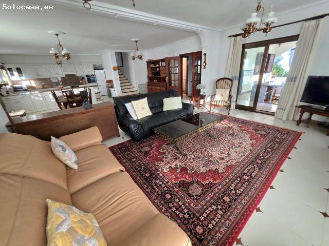 Encantador chalet en venta en la exclusiva urbanización Las Palmas Benicasim