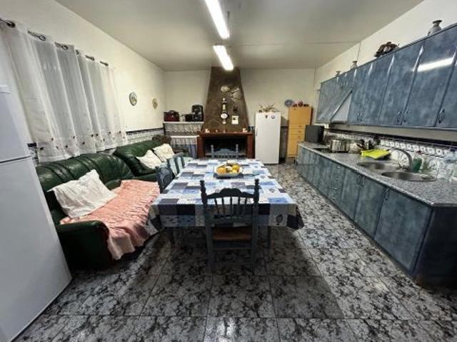 Encantador Cortijo en Berja Oportunidad Única por 55.000€