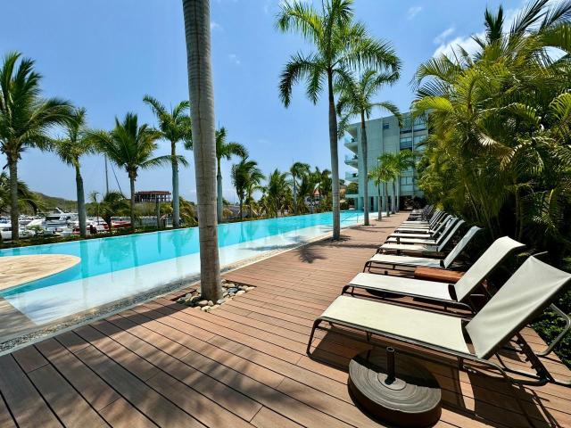 Encantador Departamento en Venta frente a la Marina