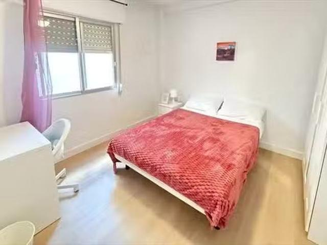 Acogedor Habitación en 4 Calle Jijona