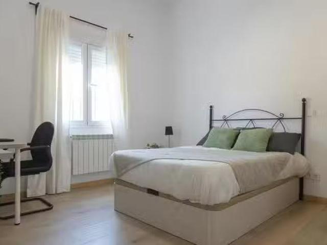Nuevo Habitación en Calle Arenas de San Pedro, Campamento