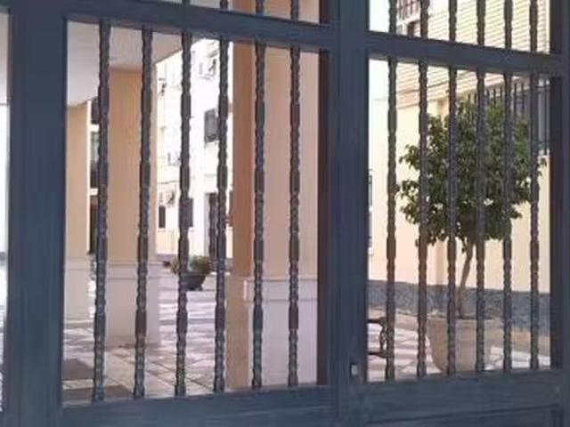 Encantador Habitación en Calle Goles, 41002 Sevilla, Sevilla.