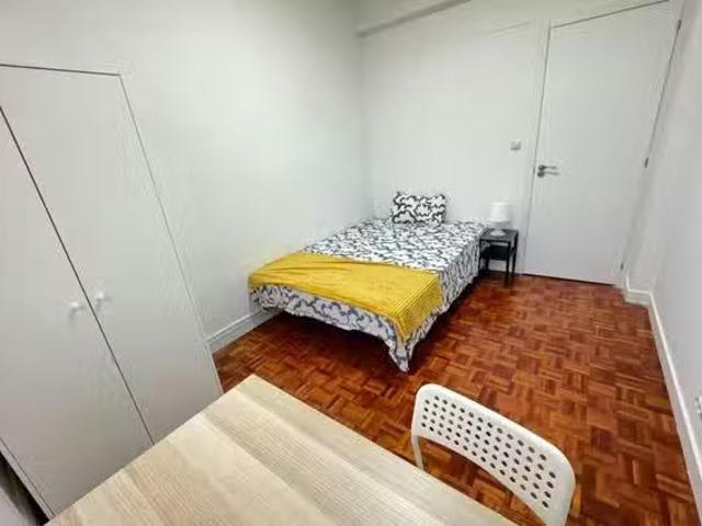 Nuevo Habitación en Calle General Concha, Recalde