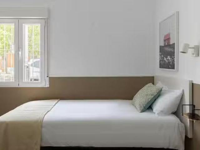 Bonito Habitación en Calle Daoíz