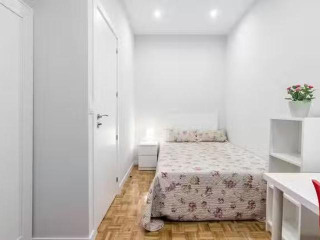 ¡En alquiler! Habitación en Calle de Andrés Mellado, Gaztambide