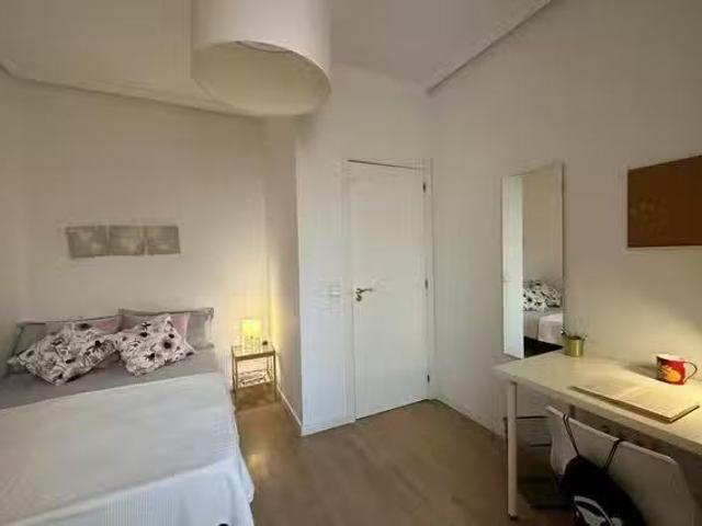 Nuevo Habitación en Calle de Bailén, Palacio