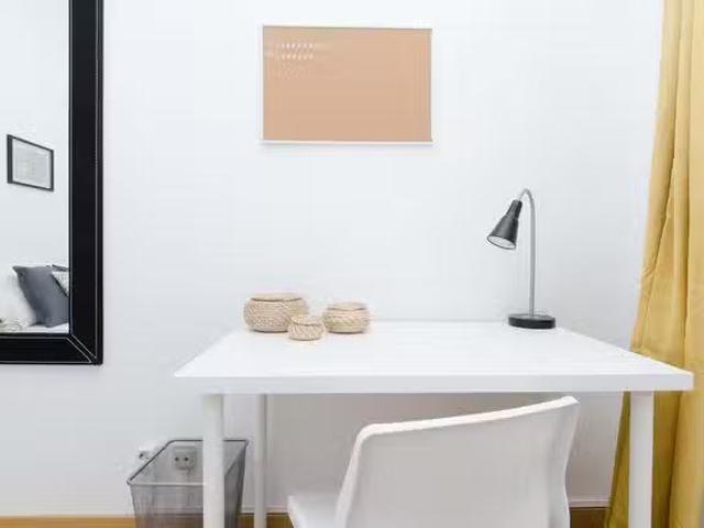 ¡Oferta! Habitación en Calle de Maudes