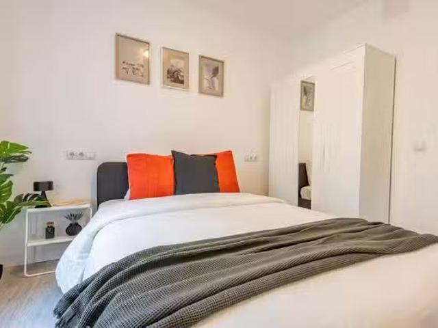 Encantador Habitación en Calle de Santa Engracia