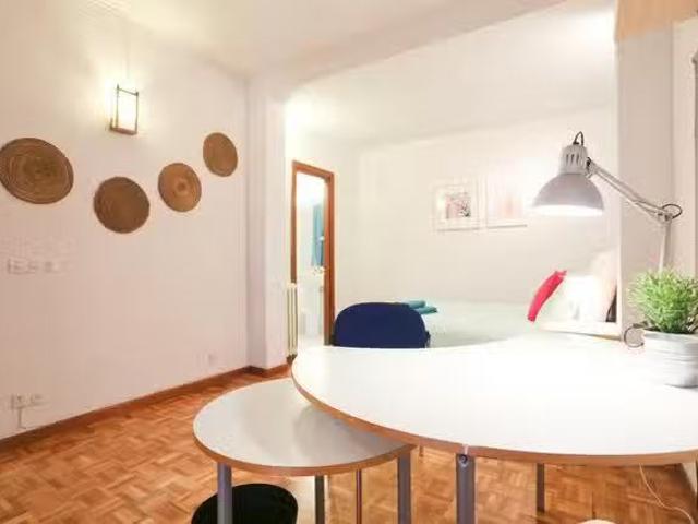 ¡Recién llegado! Habitación en Calle de Rafael Herrera, Castilla