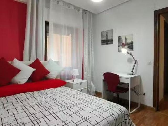 ¡En alquiler! Habitación en Calle Marqués Alonso Martínez, Jun.