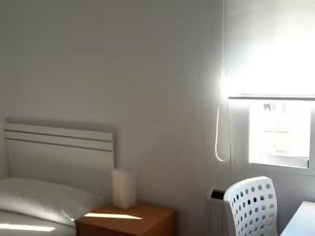 ¡En alquiler! Habitación en Calle San Sebastián