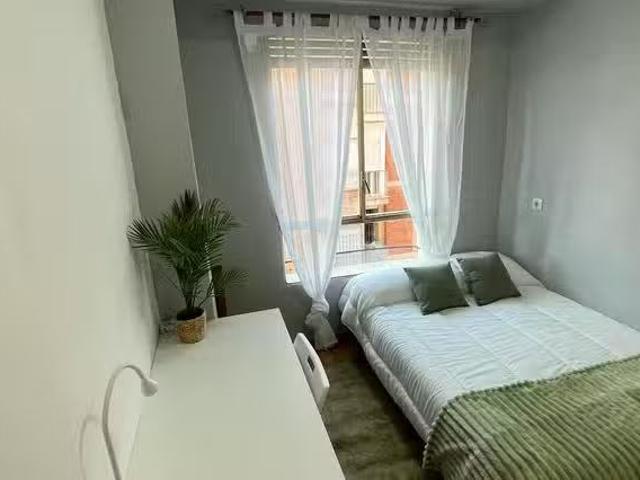 Encantador Habitación en Calle Torre de Romo, Buenos Aires