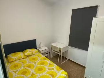 Bonito Habitación en Carrer Major