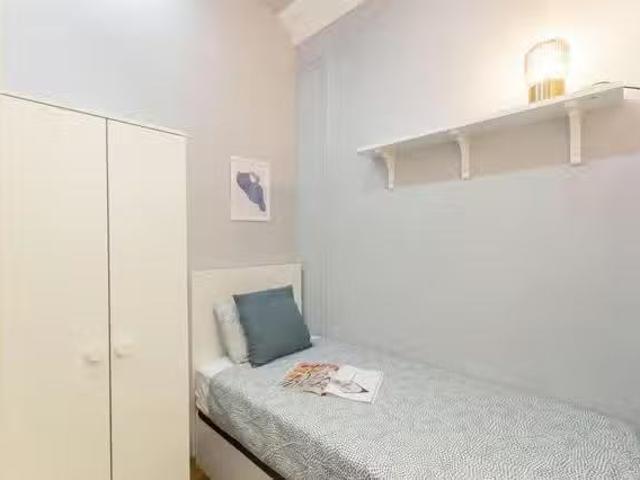 Barato Habitación en Carrer de Balmes, l'Antiga Esquerra de l'.