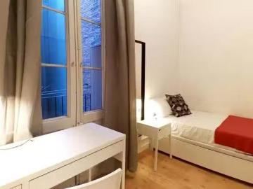 Barato Habitación en Carrer de Còrsega