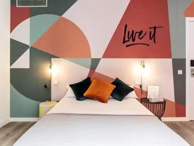 Bonito Habitación en Carrer de la Unió