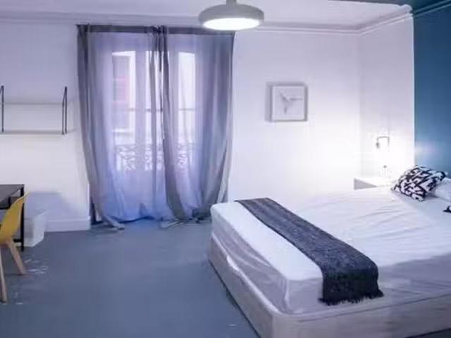 Único Habitación en Carrer de l'Almudí, La Seu