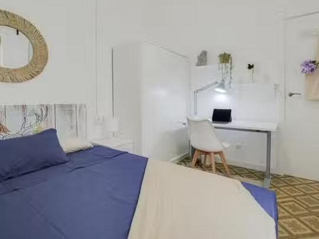 ¡Renta! Habitación en Carrer de l'Encarnació, Gràcia