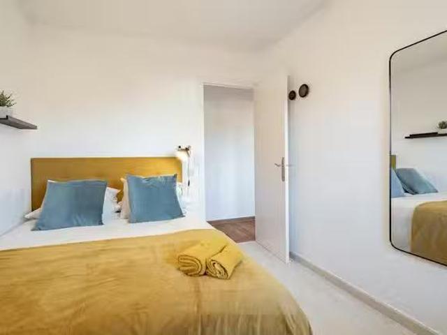 ¡Oferta! Habitación en Carrer de Sant Eduard