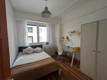 Uribarriko eskolen landa, Euskadi plaza, Bilbao, Moyua, Uribarri, Bilbao, Vizcaya, País Vasco