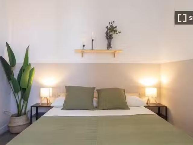 Acogedor Habitación en piso compartido de 4 camas, Sant Andreu.