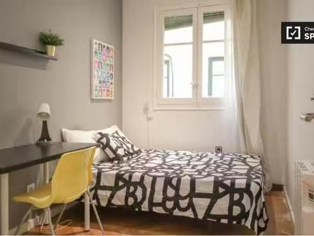 Encantador Habitación en piso compartido en madrid