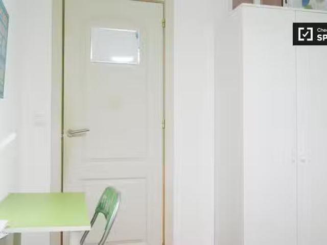 ¡En alquiler! Habitación en piso compartido en alquiler en Alc.