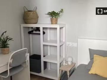 ¡Recién llegado! Habitación en piso compartido en alquiler en.