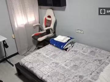 ¡Recién llegado! Habitación en piso compartido en alquiler en.