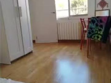¡Renta! Habitación en piso compartido en alquiler en Sant Andr.