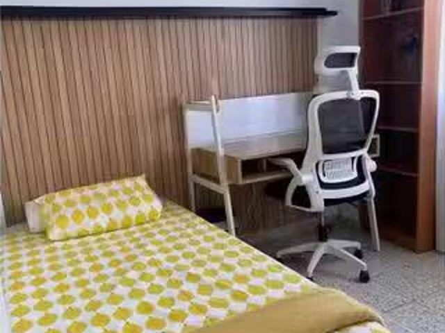 Acogedor Habitación en piso compartido en alquiler en Santa Ju.