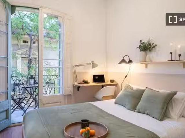 Encantador Habitación en piso compartido, Sant Andreu, Barcelona