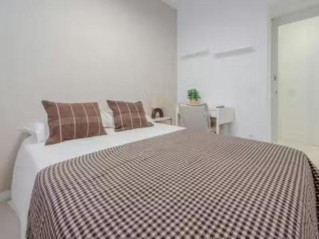 Acogedor Habitación en Plaza de Santa Teresita, Puerta del Ángel