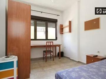 Bonito Habitación funcional en apartamento en Los Pajaritos, G.
