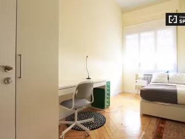 Acogedor Habitación luminosa en apartamento de 7 dormitorios e.