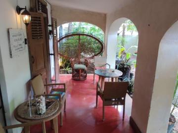 ENCANTADOR HOTEL EN VENTA 2 PROPIEDADES EN UNA CENTRO FVC 2710