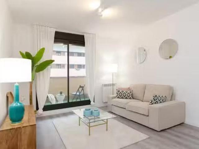 Barato Piso de 3 habitaciones en Calle Enrique Urquijo 174