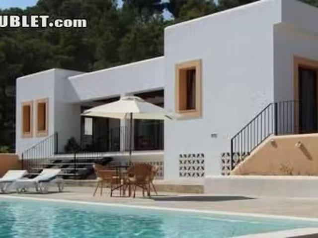 ¡En alquiler! Piso de 3 habitaciones en Camino Atzaro