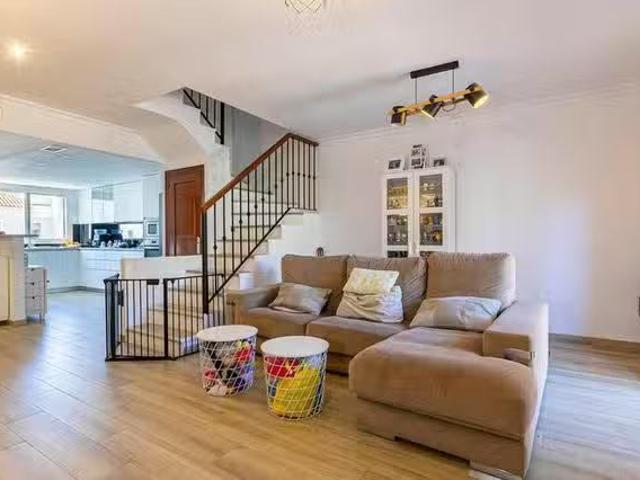 Único Piso de 3 habitaciones en Marbella